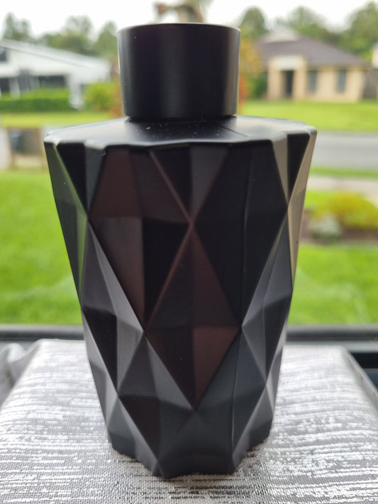 170ml Diamond Diffuser - Matte Black